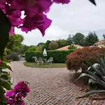 Les Acacias アパートホテル