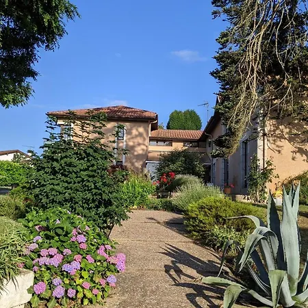 Apart Otel Les Acacias